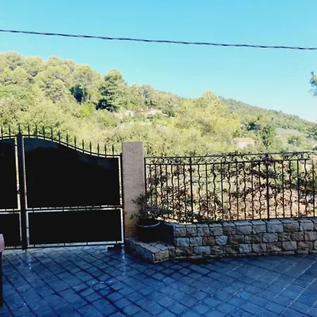 Avec Piscine Feriehus Saint-Laurent-du-Var